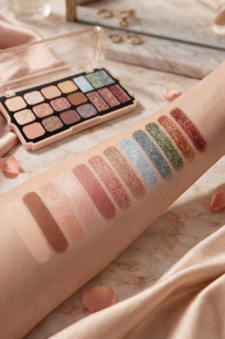 18 Color Eyeshadow Palette 12 Matte Nude Neutrals & 6 Pressed Glitter Pigments