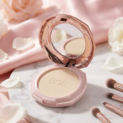 Bob Matte 2 in 1 Long Wear Oil Control Compact Powder